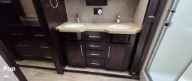 2017 Vanleigh RV Vilano 375FL, $ 42,500