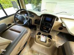 2014 Thor Motor Coach Miramar 34.2, $ 65,950
