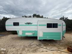 2018 Riverside RV White Water Retro 526RL, $ 18,000