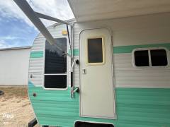 2018 Riverside RV White Water Retro 526RL, $ 18,000