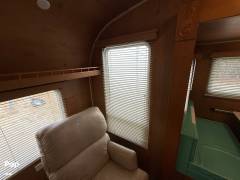 2018 Riverside RV White Water Retro 526RL, $ 18,000