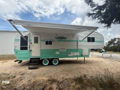 2018 Riverside RV White Water Retro 526RL, $ 18,000