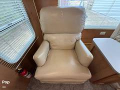 2018 Riverside RV White Water Retro 526RL, $ 18,000