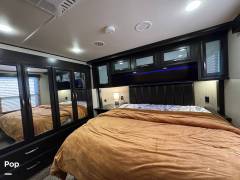 2017 Grand Design Momentum 350M, $ 53,400