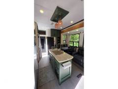 2017 Keystone Raptor 428SP, $ 66,700