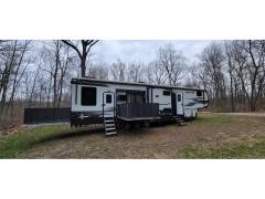 2017 Keystone Raptor 428SP, $ 66,700