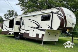 2016 EverGreen Bay Hill 340RK, $ 33,700