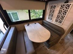 2021 Entegra Vision 29S, $ 70,000