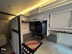 2021 Entegra Vision 29S, $ 70,000