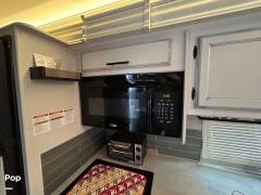 2021 Entegra Vision 29S, $ 70,000