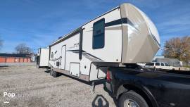 2022 Forest River Wildwood Heritage Glen 356QB, $ 42,000