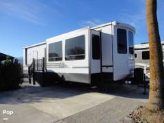 2024 Cedar Creek Cottage 40CFK2, $ 69,000