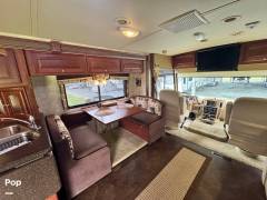 2012 Winnebago Sightseer 33C, $ 45,000