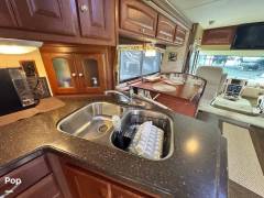 2012 Winnebago Sightseer 33C, $ 45,000