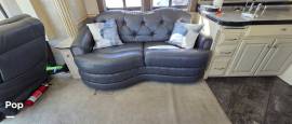 2005 Newmar Essex 4503 Westminster, $ 115,000