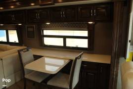 2020 Holiday Rambler Navigator 38K, $ 169,000