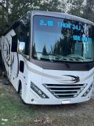 2018 Thor Motor Coach Hurricane 34J, $ 77,800