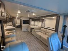 2023 Thor Motor Coach Miramar 35.2, $ 140,000
