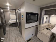 2023 Thor Motor Coach Miramar 35.2, $ 140,000