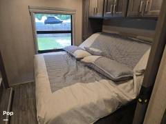 2023 Thor Motor Coach Miramar 35.2, $ 140,000