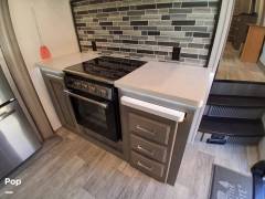 2021 Keystone Montana 3231CK, $ 32,999