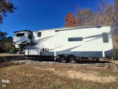2021 Keystone Montana 3231CK, $ 32,999