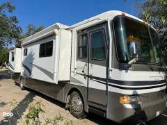 2004 Monaco Knight 38PDQ, $ 35,000