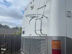 2004 Monaco Knight 38PDQ, $ 35,000
