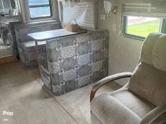 2004 Monaco Knight 38PDQ, $ 35,000