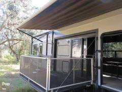 2017 Jayco Seismic 4212, $ 50,000