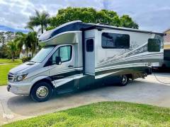 2019 Dynamax Isata 3 24FW Mercedes, $ 69,000