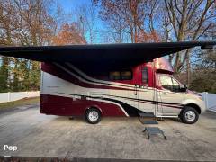 2021 Tiffin Wayfarer 25RW, $ 99,000