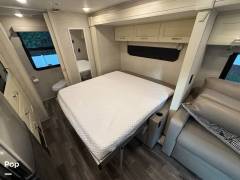 2021 Tiffin Wayfarer 25RW, $ 99,000