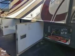 2013 Fleetwood Discovery 36J, $ 107,000