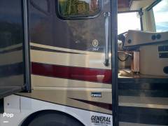 2013 Fleetwood Discovery 36J, $ 107,000