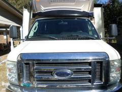 2013 Jayco Melbourne 29D, $ 58,209