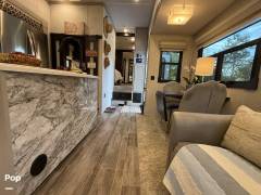 2021 Palomino Columbus 382FB, $ 65,500