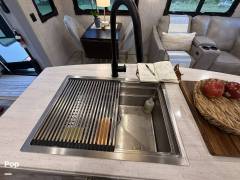 2021 Palomino Columbus 382FB, $ 65,500