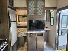 2023 Grand Design Momentum 23G, $ 36,000