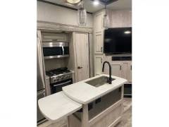 2022 Forest River Sandpiper 388BHRD, $ 61,200