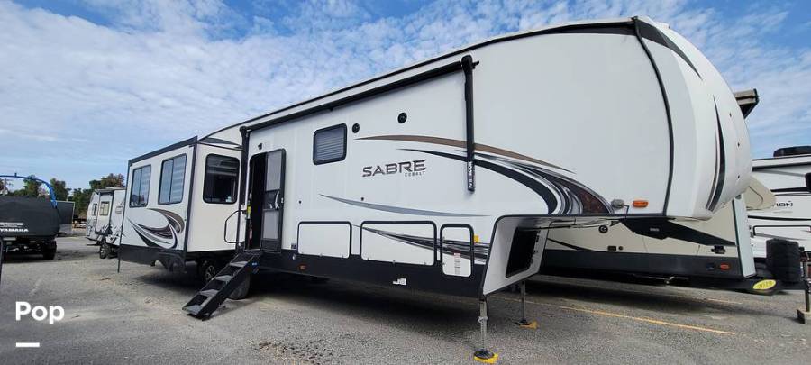 2021 Forest River Sabre 37FBT, $ 39,900