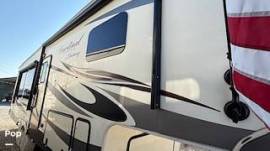 2019 Forest River Cardinal 3250RLX, $ 42,900
