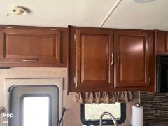 2015 Coachmen Mirada 35BH, $ 50,000