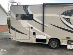 2018 Thor Motor Coach Chateau 31W, $ 61,250