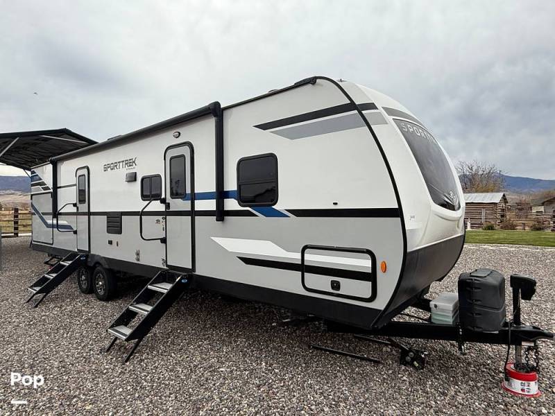 2022 Venture RV SportTrek 332VBH, $ 35,900