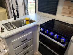 2022 Venture RV SportTrek 332VBH, $ 35,900