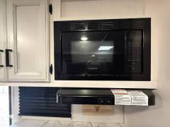 2022 Venture RV SportTrek 332VBH, $ 35,900