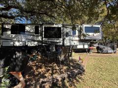 2020 Grand Design Momentum 376TH, $ 72,000