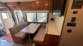 2019 Winnebago Sunstar 29VE, $ 72,000