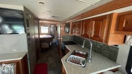2019 Winnebago Sunstar 29VE, $ 72,000
